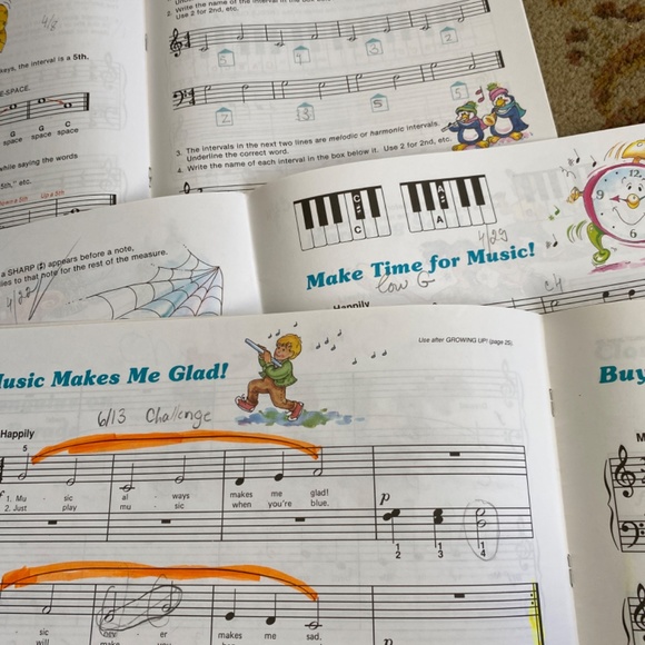 Level B Alfred’s Basic Piano Library prep course piano - Picture 2 of 7